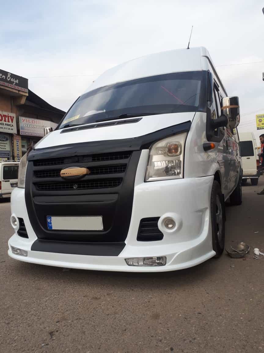 Ford Transit T-16 Ön Tampon Panjurlu Erasisli (çift Renk Görünüm) - Fiberglass