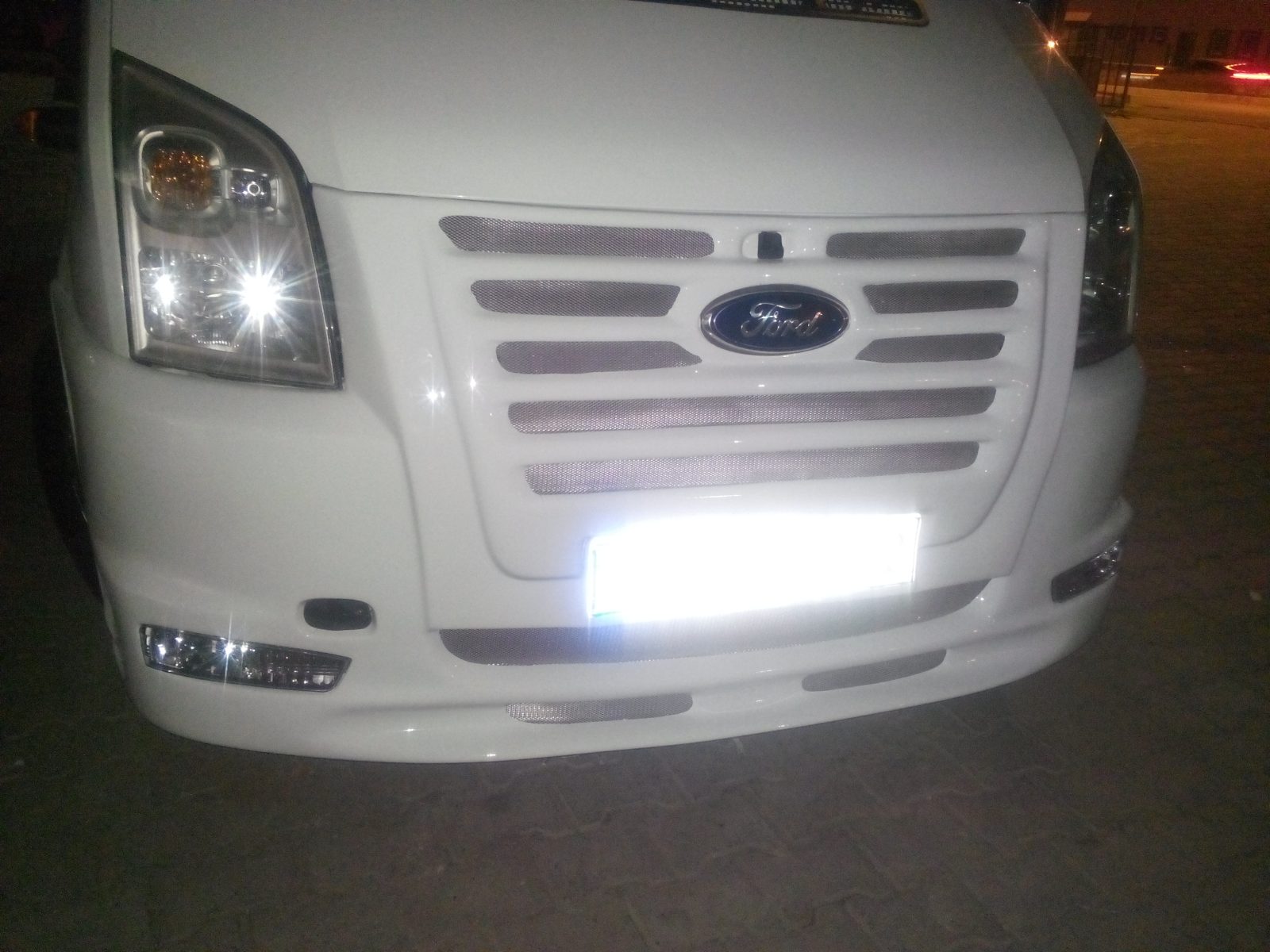 Ford Transit T-16 Ön Tampon Full Panjur + Erasis