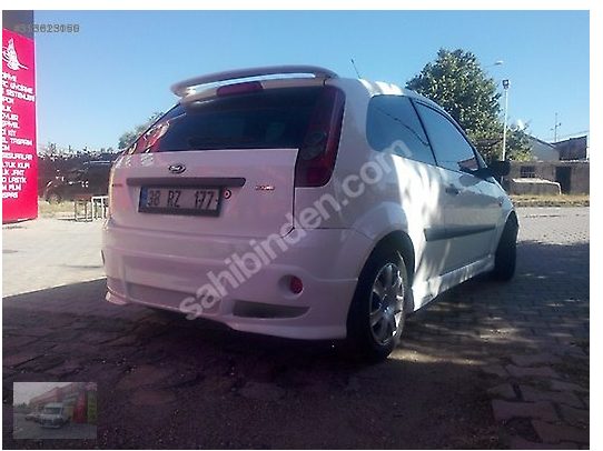 Ford Fiesta Eski Model Arka Karlık / Tampon Eki Boyalı - Fiberglass