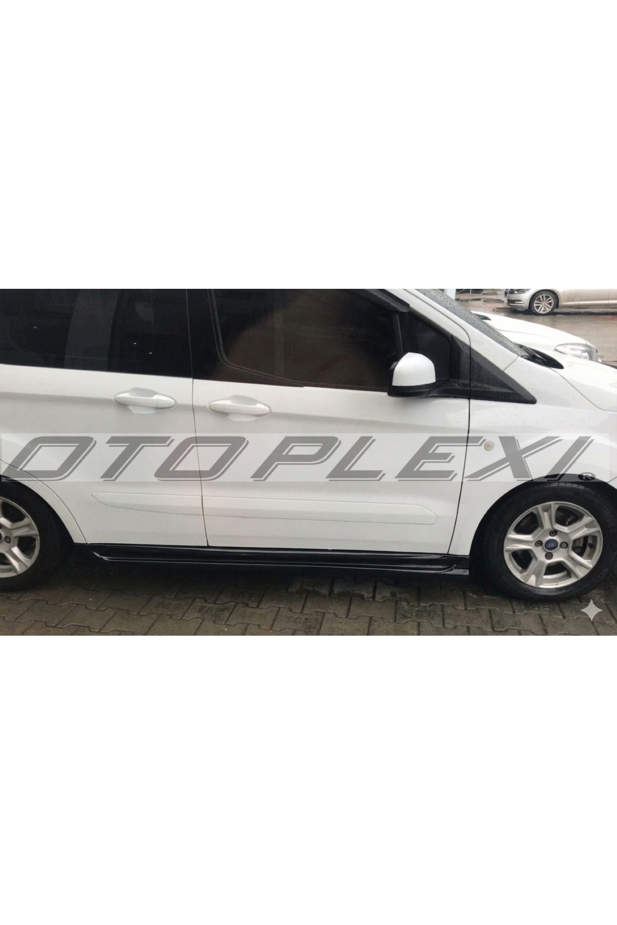 Ford Courier Yan Marşpiyel Takım Yan Ekler Marşpiyel Set Parlak Siyah 2014-25
